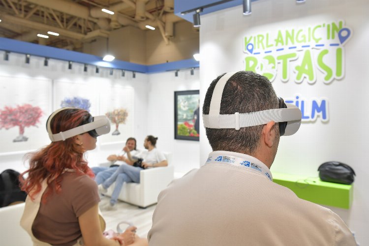 İstanbul'da 'Kırlangıç’ın Rotası VR Film' alanı ilgilye karşılandı