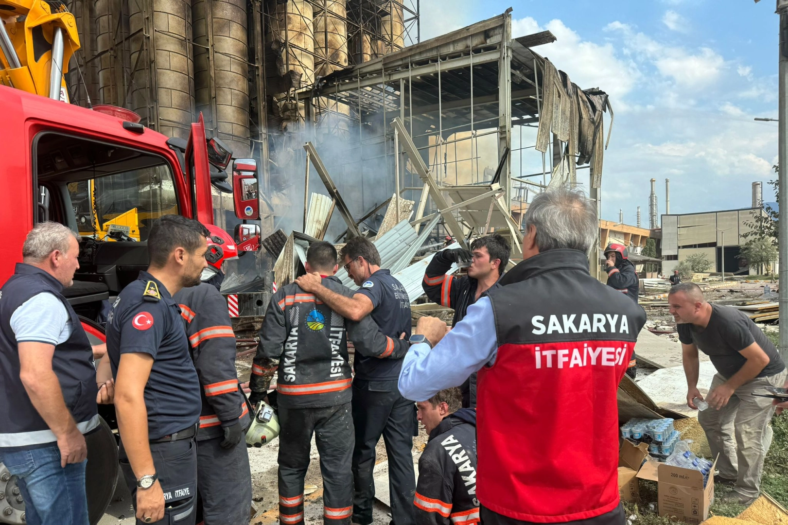 Sakarya makarna fabrikas?nda patlama! Yang?n kontrol alt?nda